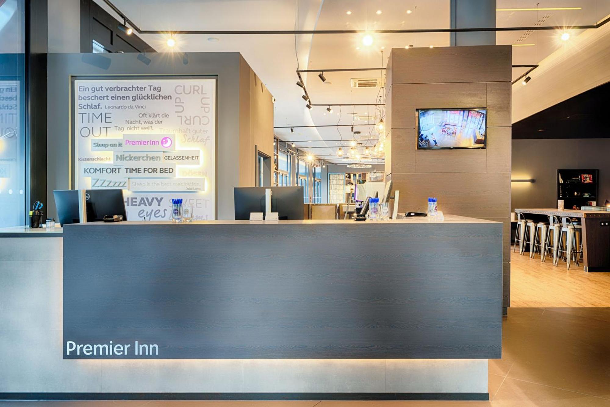 Premier Inn Heilbronn City Centre Kültér fotó
